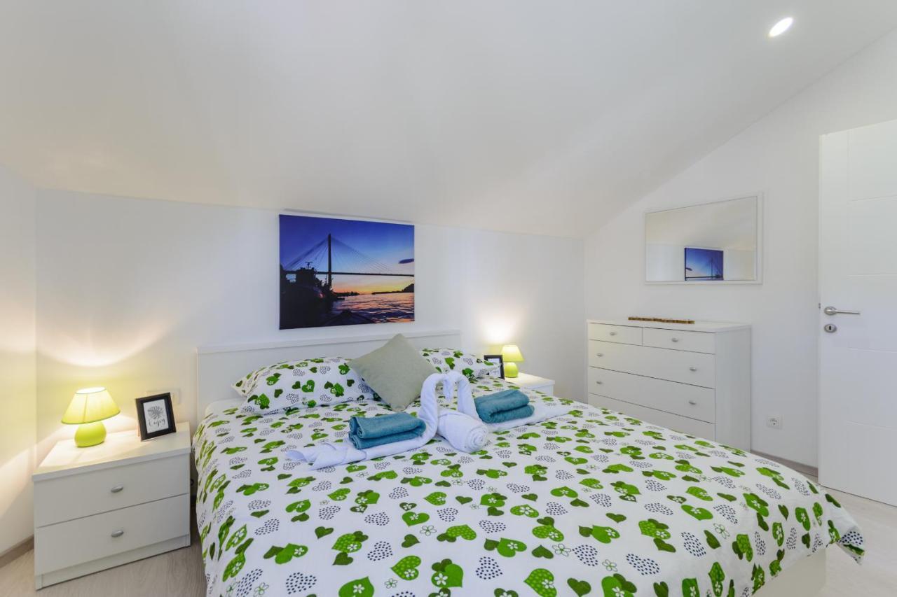 Apartment Darka 2 Sumartin Bagian luar foto
